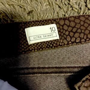 New without tags Gap 1969 Ultra Skinny size 10